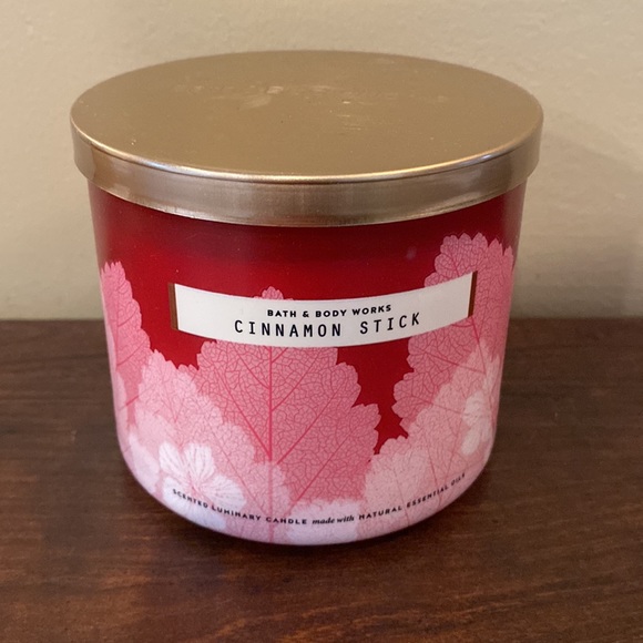 Bath & Body Works Cinnamon Stick 3-wick Candle - Picture 1 of 4
